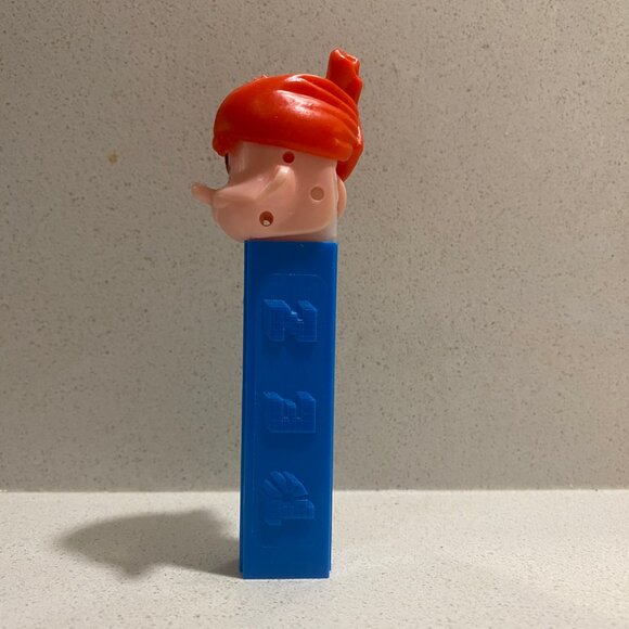 VINTAGE PEZ CANDY DISPENSER NO FEET - PEZ PAL BOY PIRATE 3.9 PAT YUGOSLAVIA - Picture 4 of 14